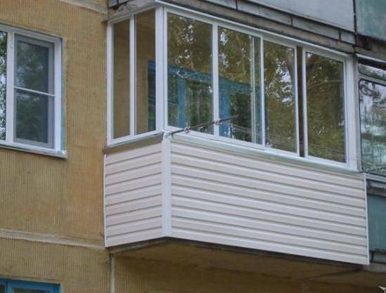 Алюминиевые балконы 